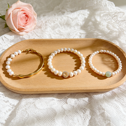 French irregular-shaped pearl bracelet