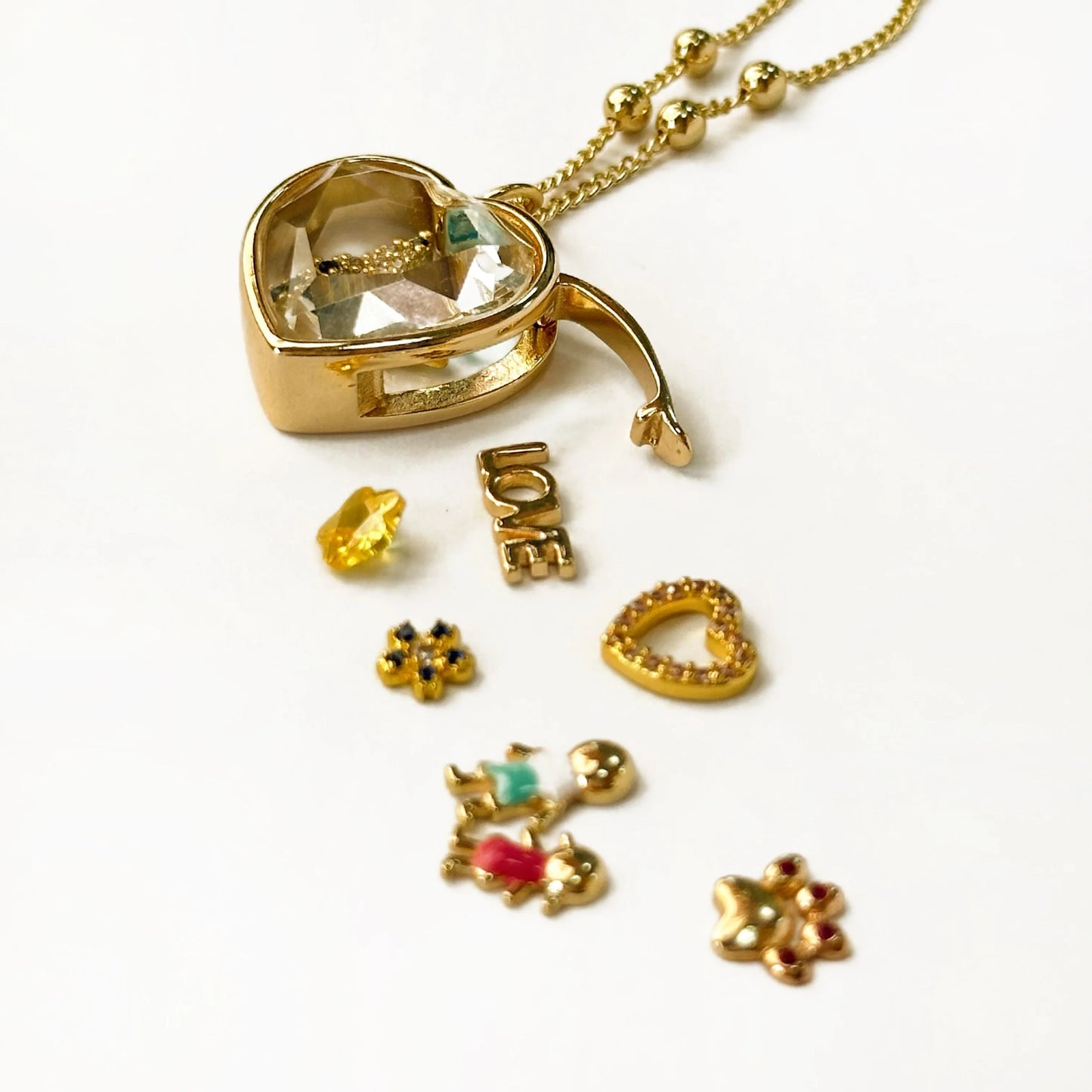 Transparent glass open-close freely necklace